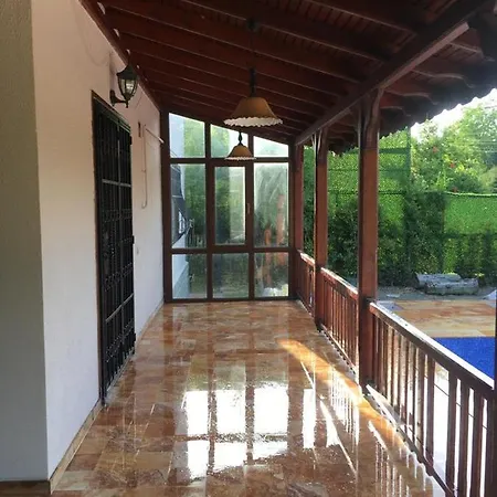 Willa Secluded With Pool Surrounded By Nature In Sapanca Near Kirkpinar Coast Sakarya (Marmara)