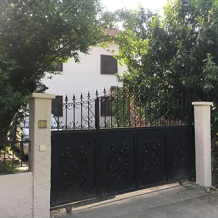 Secluded With Pool Surrounded By Nature In Sapanca Near Kirkpinar Coast Willa *
